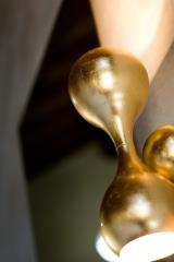 מנורת קיר בציפוי זהב - יאיר דורם תאורה