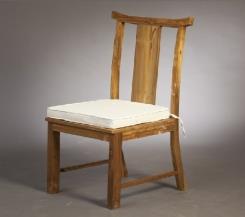 כסא עץ לפינת האוכל - וסטו VASTU - גלריית רהיטים מעץ מלא 