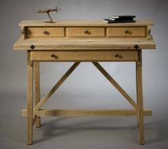 סקרטר עם מדף נפתח - וסטו VASTU - גלריית רהיטים מעץ מלא 