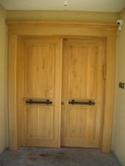 דלת כניסה מעץ אלון - מי השרון