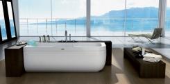 אמבטיה לבנה בעיצוב נקי - אלוני