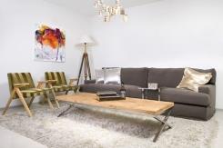 ספה אפורה לסלון - זהבי גלרייה לעיצוב