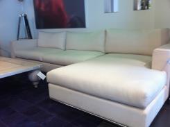ספה לבנה לסלון - רהיטי מור