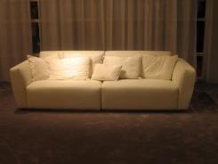 ספה תלת מושבית לבנה - רהיטי מור