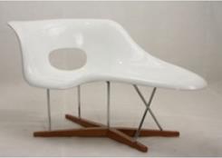 כסא שזלונג לבן מפיברגלס - Items Gallery
