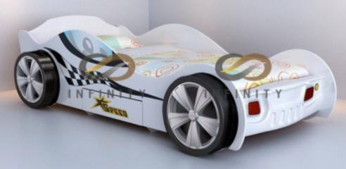 מיטת מכונית לבנה - היבואנים