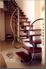 מדרגות ומעקות בעיצוב חדשני - סולם יעקב מעקות ומדרגות פנים