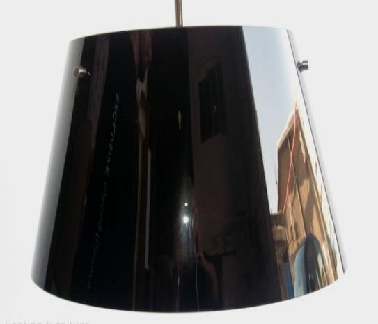 מנורת תליה שחורה - אקסקלוסיב תאורה - עודפים