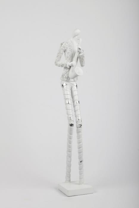 פסל איש מנגן בסקסופון - שוורץ - הום קולקשיין