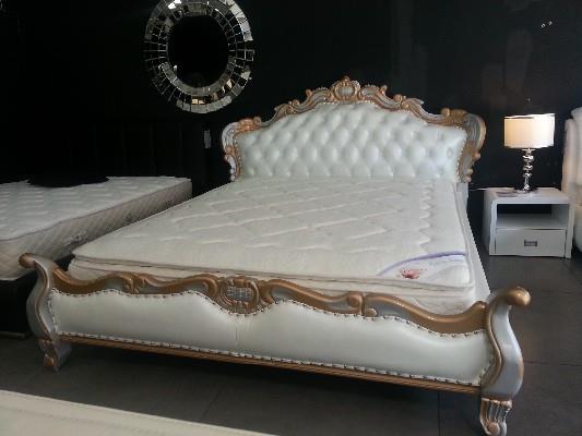 מיטה בעיצוב קלאסי - להב רהיטים היבואן