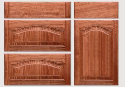 דלתות עץ מלא ופורניר - בלורן פתרונות פרזול ועיצוב לרהיטים