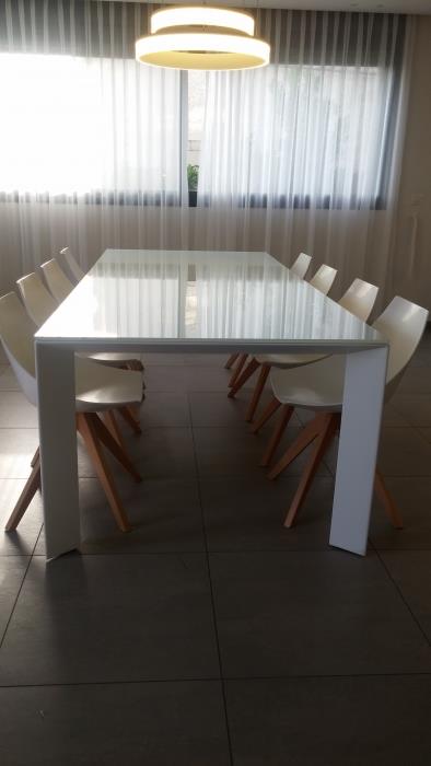 שולחן פינת אוכל לבן - נוף עיצובים פלוס בע"מ