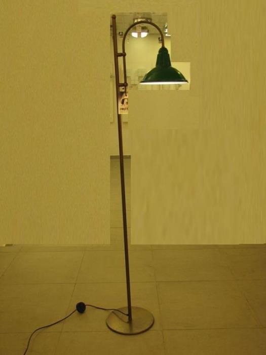 מנורת עמידה - קמחי תאורה outlet