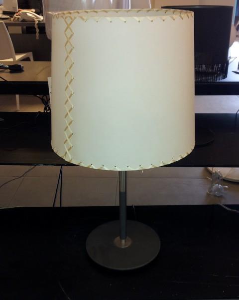 מנורה לשולחן בעיצוב מיוחד,<br> - קמחי תאורה outlet