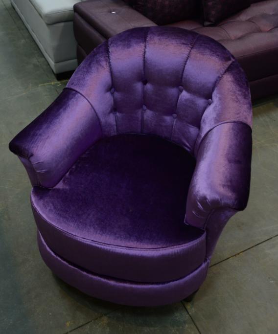 כורסא סגולה מרשימה - רהיטי המושבה 