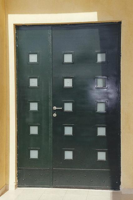 דלת כניסה מברזל - רוםסן - אומנות הפרופיל הבלגי
