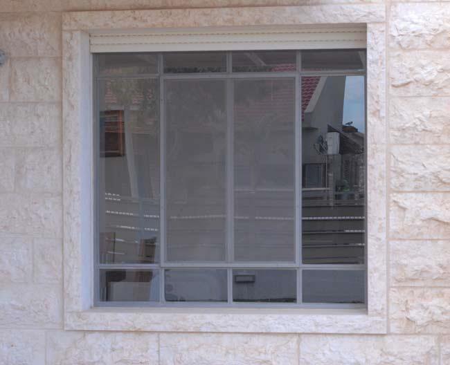 חלונות בלגיים באפור - רוםסן - אומנות הפרופיל הבלגי