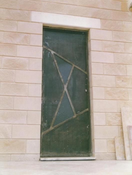 דלת מברזל - רוםסן - אומנות הפרופיל הבלגי