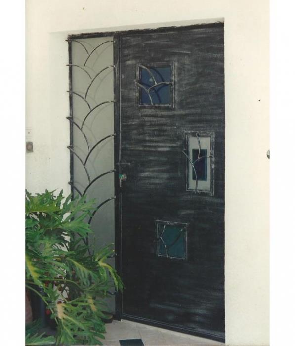 דלת כניסה מפוארת - רוםסן - אומנות הפרופיל הבלגי