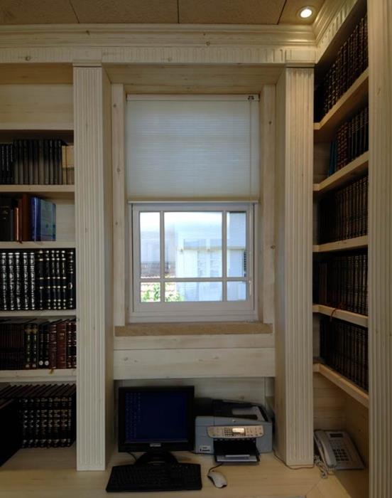 חלון גליוטינה לבן - חלונות מרווין ישראל