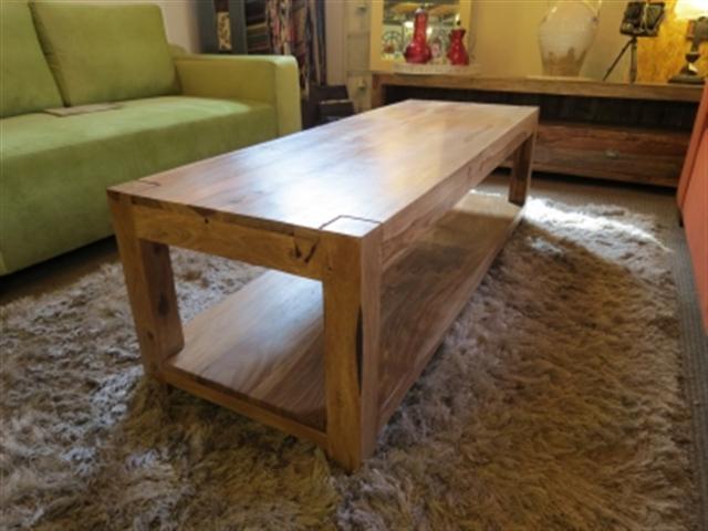שולחן סלון מעץ מלא - חותם 
