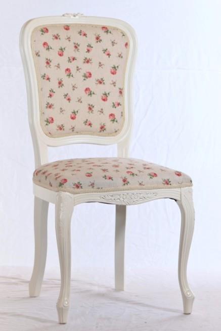 כסא עם דוגמת פרחים - כסאות בעיקר