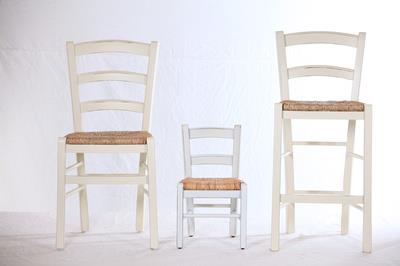 כסאות בגדלים שונים - כסאות בעיקר