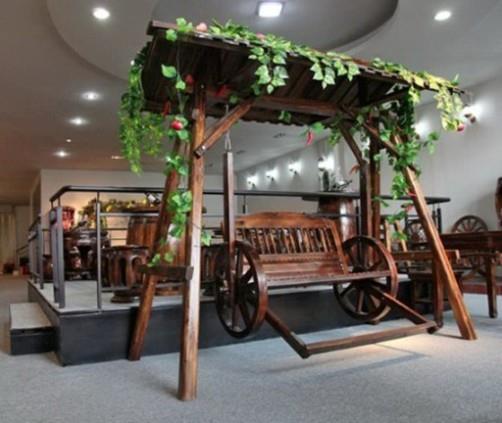 נדנדה לגינה מעץ - כסא נדנדה