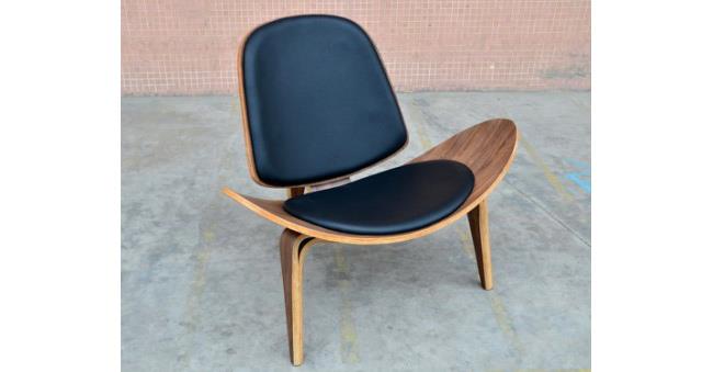 כסא מרופד מעץ מלא - כסא נדנדה