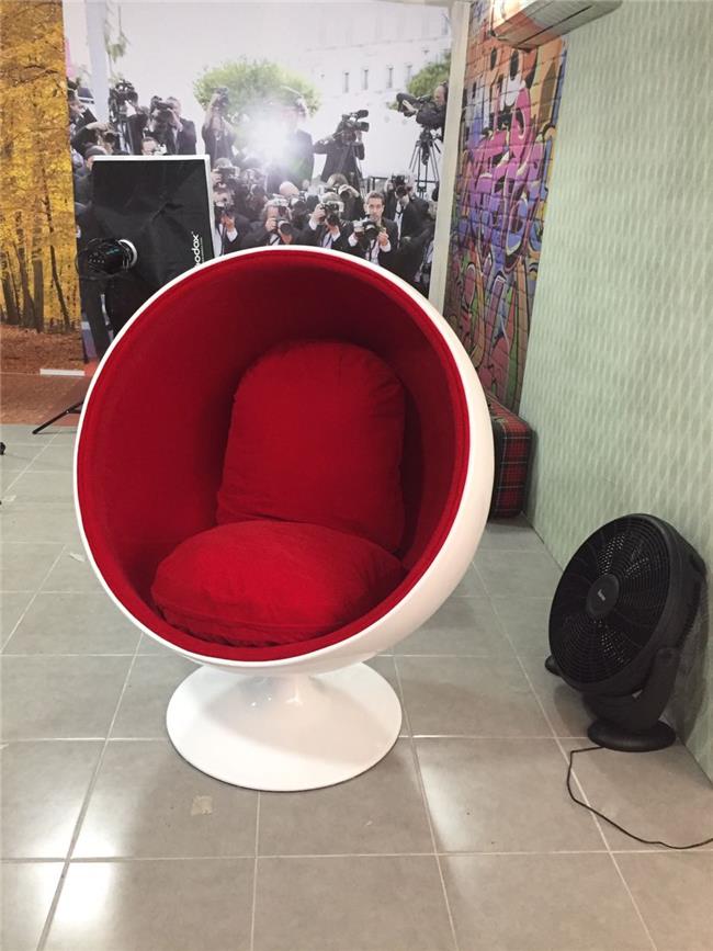 כורסאות מודרניות - כסא נדנדה