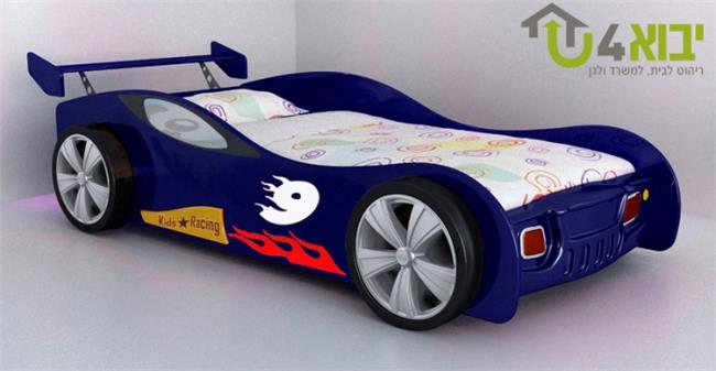מיטה כחולה בעיצוב מכונית - יבוא 4 יו