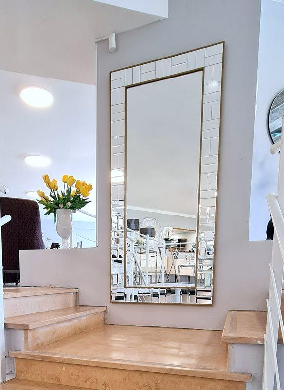 מראה דגם גוליה מסגרת זהב - רקפת ספיר-רשת חנויות לעיצוב הבית