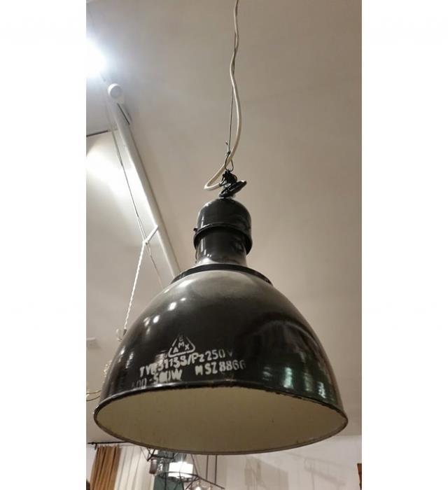 מנורה שחורה - fleamarket