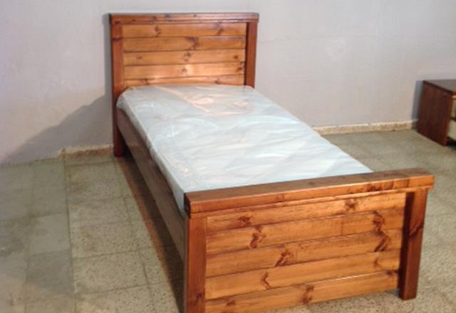 מיטת יחיד מעץ - עמנואל רהיטי המזרח