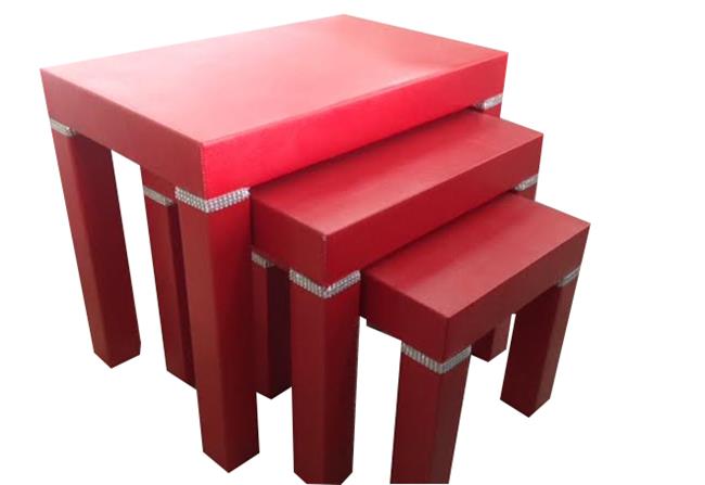 שולחן סלון אדום - עמנואל רהיטי המזרח