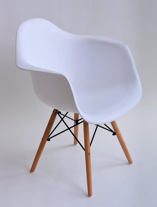 כיסא דגם נועם לבן - מסובין