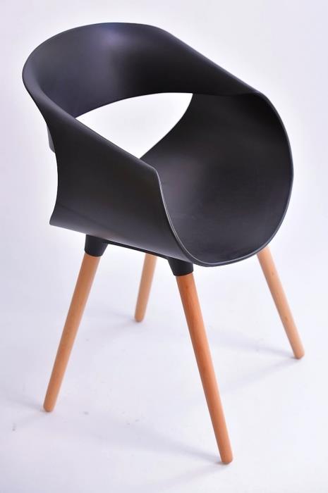 כיסא דגם נועם שחור - מסובין