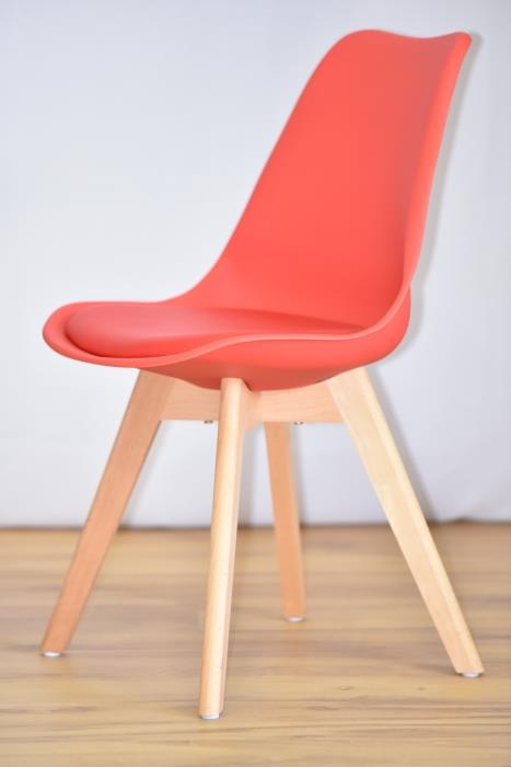 כסא דגם אופק אדום - מסובין