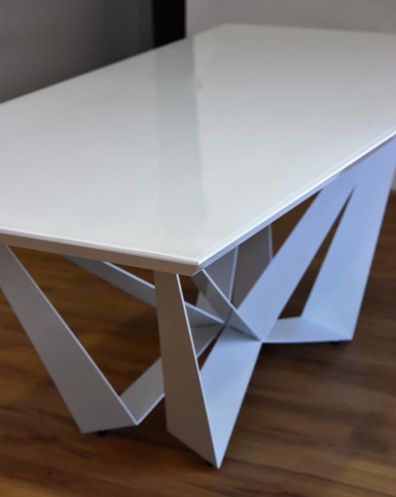 שולחן דגם נוגה - לבן - מסובין