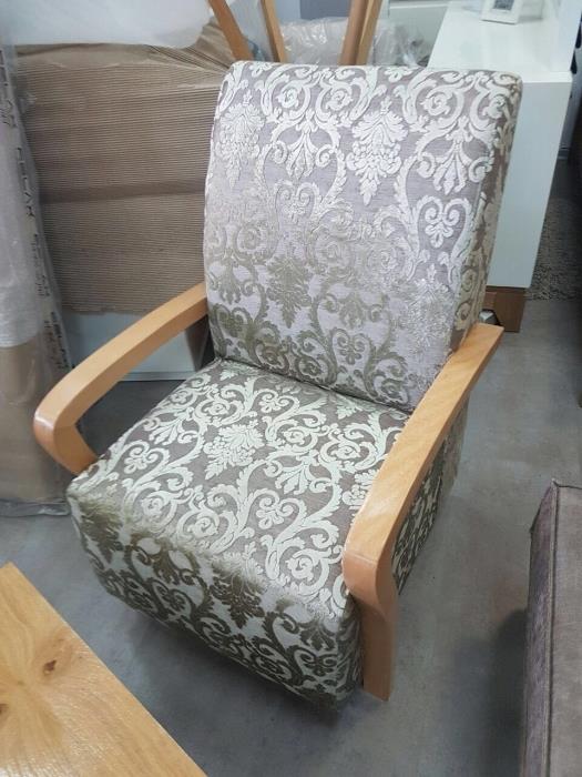 כורסא מרשימה - רהיטי אלון