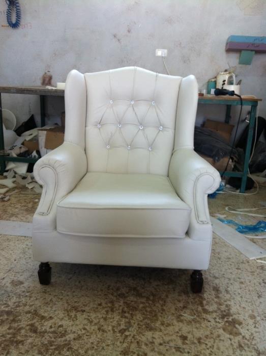 כורסא לבנה - רהיטי אלון