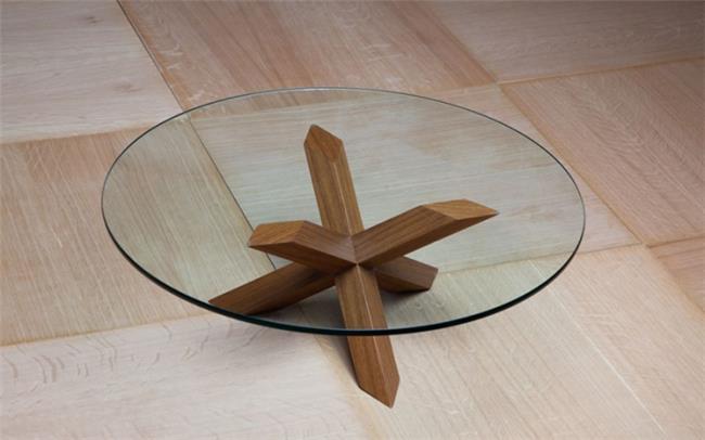 שולחן סלון מזכוכית - המעצבים