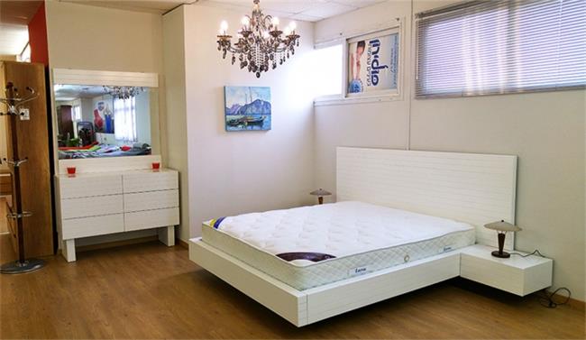 חדר שינה לבן - צף - רהיטי זילבר
