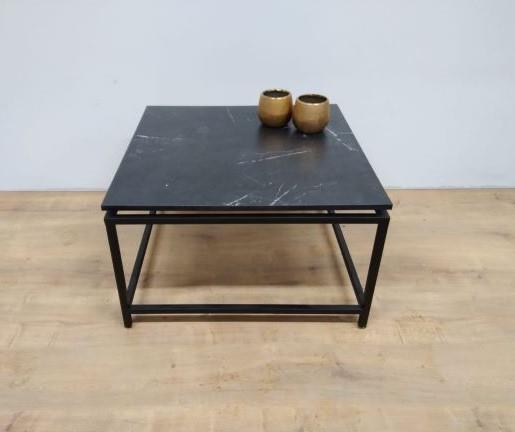שולחן מרובע דמוי שיש שחור דגם B680 - + HOME