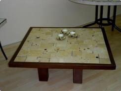 שולחן הושעיה עם מסגרת עץ - דנה עיצובים