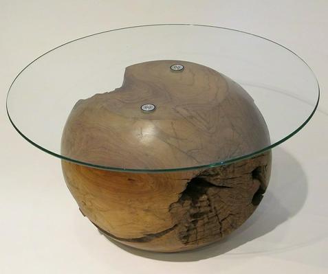 שולחן עגול - וסטו VASTU - גלריית רהיטים מעץ מלא 