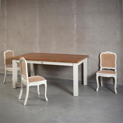 שולחן לפינת אוכל - וסטו VASTU - גלריית רהיטים מעץ מלא 