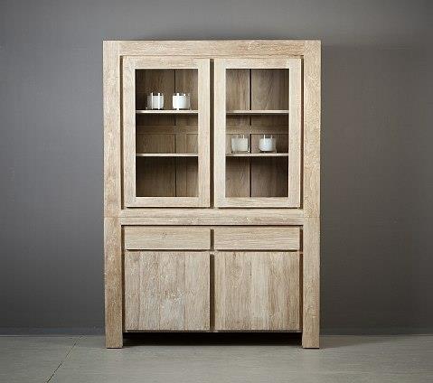 ארון ויטרינה מעוצב - וסטו VASTU - גלריית רהיטים מעץ מלא 