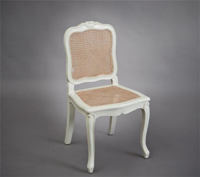 כסא בסגנון כפרי - וסטו VASTU - גלריית רהיטים מעץ מלא 