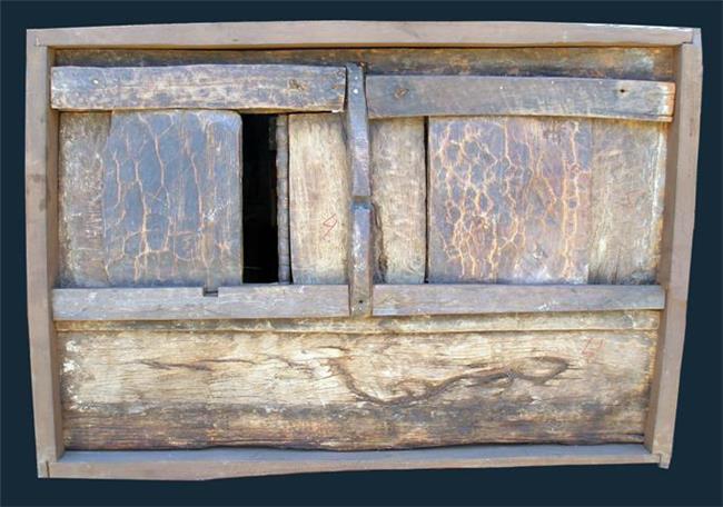 דלת עתיקה - גלריה הימלאיה - ריהוט עתיק